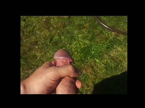❤️ A boazona se fode e se ejacula com um esguicho em um jardim de verão ️ Porno em nós pt-br.passionateembracespotlight.ru